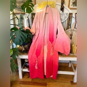Vintage Gumps San Francisco Made in Japan Ombre Pink Silk Kimono With Sash